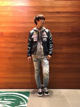 「レーシングジャケット」｜「アイテム（ライダースジャケット）」を使った、けんたさん（メンズ・174cm）の冬コーディネート