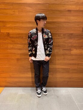 「ラフ」｜「アイテム（スカジャン）」を使った、けんたさん（メンズ・174cm）の秋コーディネート