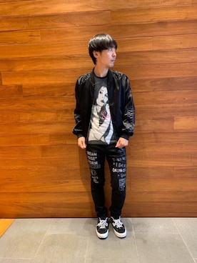 「長袖シャツ」｜「アイテム（スカジャン）」を使った、けんたさん（メンズ・174cm）の秋コーディネート