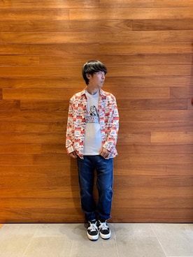 「アイテム（カバーオール、レッド系）」を使った、けんたさん（メンズ・174cm）の秋コーディネート