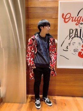 「アイテム（ミリタリージャケット、レッド系）」を使った、けんたさん（メンズ・174cm）の冬コーディネート