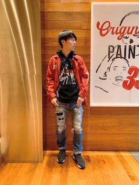 「アイテム（ミリタリージャケット、レッド系）」を使った、けんたさん（メンズ・174cm）の冬コーディネート