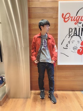 「アイテム（ミリタリージャケット、レッド系）」を使った、けんたさん（メンズ・174cm）の冬コーディネート