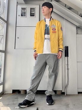 「ロンt」｜「アイテム（ナイロンジャケット）」を使った、けんたさん（メンズ・174cm）の春コーディネート