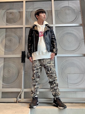 「HYSTERIC GLAMOUR（ヒステリックグラマー）のアイテム（ライダースジャケット）」を使った、けんたさん（メンズ・174cm）の春コーディネート