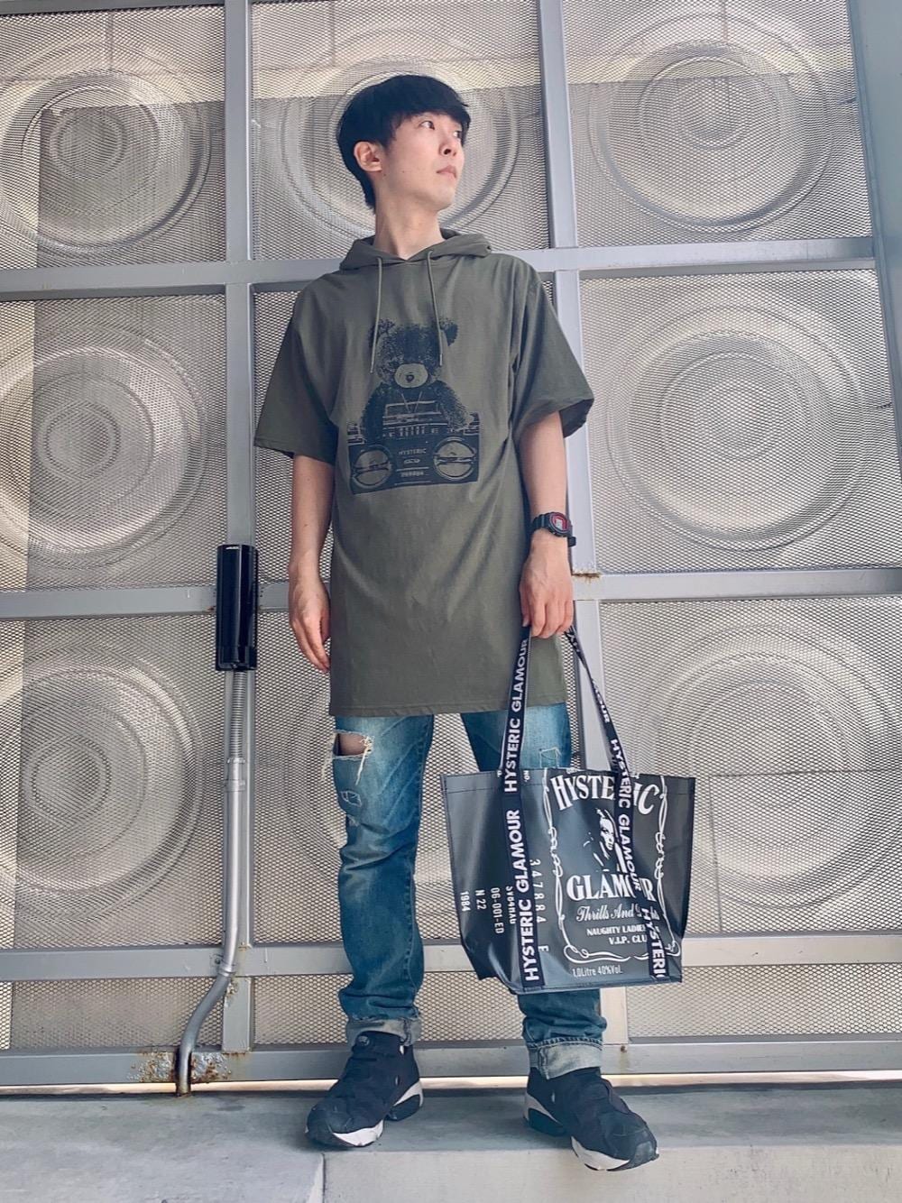 ヒステリックグラマー BEAR BOOMBOX ワンピース HYSTERIC GLAMOUR（ヒステリックグラマー）の「BEAR BOOMBOX