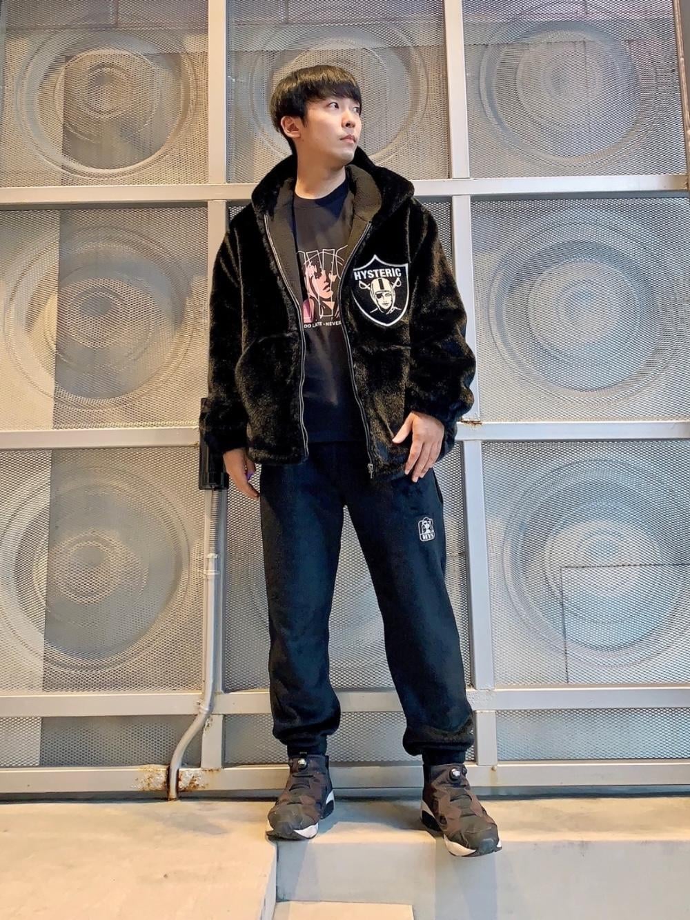 WOMAN PIRATEアップリケ フーデッドブルゾンを使った人気ファッション