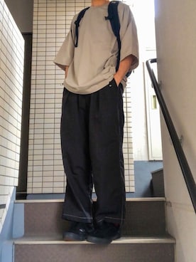 「kutir（クティール）のアイテム（パンツ、ブラック系）」を使った、rikuさん（メンズ・170cm）の春コーディネート