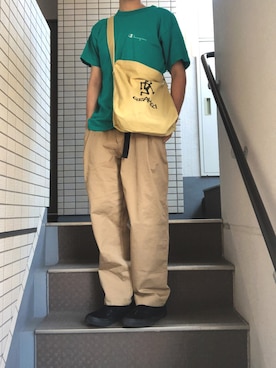 「Gramicci（グラミチ）のアイテム（バッグ）」を使った、rikuさん（メンズ・170cm）の春コーディネート