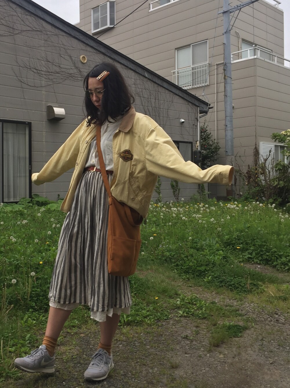 「古着、ナイキ」｜「NIKEの【Nike】Internationalist Shoes SP18（スニーカー、グレー系）」を使った、MISOさん（レディース・161cm）の春コーディネートの1枚目の写真