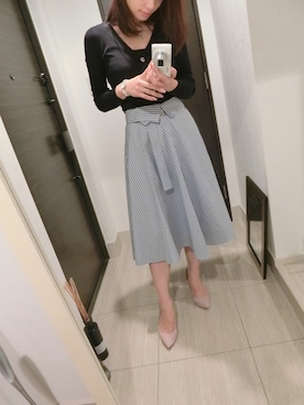「Mystrada（マイストラーダ）のアイテム（スカート、ブルー系）」を使った、上野 仁美さん（レディース）の春コーディネート