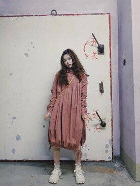 「アイテム（スリッポン）」を使った、Jiang77さん（レディース・161cm・20代）の秋コーディネート