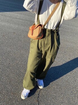 「niko and...（ニコアンド）のアイテム（サロペット/オーバーオール、グリーン系）」を使った、HINAKOさん（レディース・154cm）の冬コーディネート