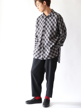 「COMME des GARCONS HOMME DEUX（コムデギャルソンオムドゥ）のアイテム（スラックス）」を使った、Shibataさん（メンズ・177cm）の秋コーディネート