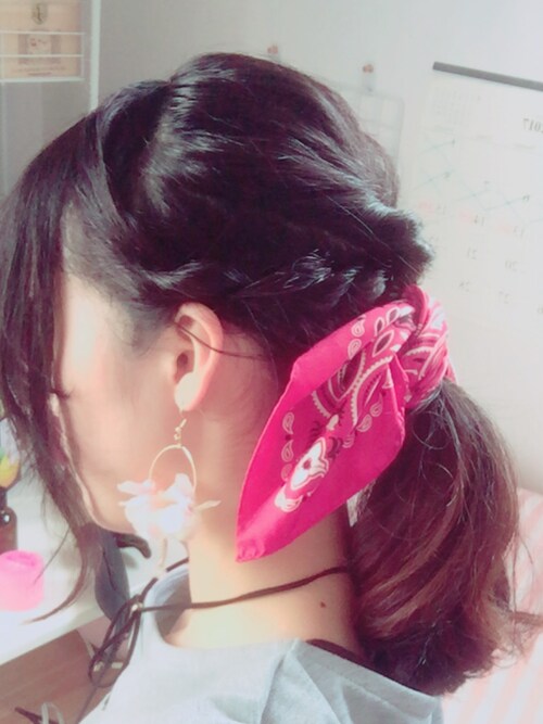 Style4>>>アウトドアをするならバンダナでカジュアルに