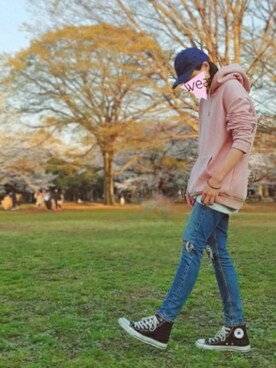 「H&M（エイチ・アンド・エム）のアイテム（タンクトップ、ホワイト系）」を使った、taka.yさん（レディース・170cm）の春コーディネート