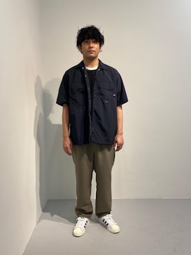 「Upcycle（アップサイクル）のアイテム」を使った、西口さん（メンズ・175cm）の春コーディネート