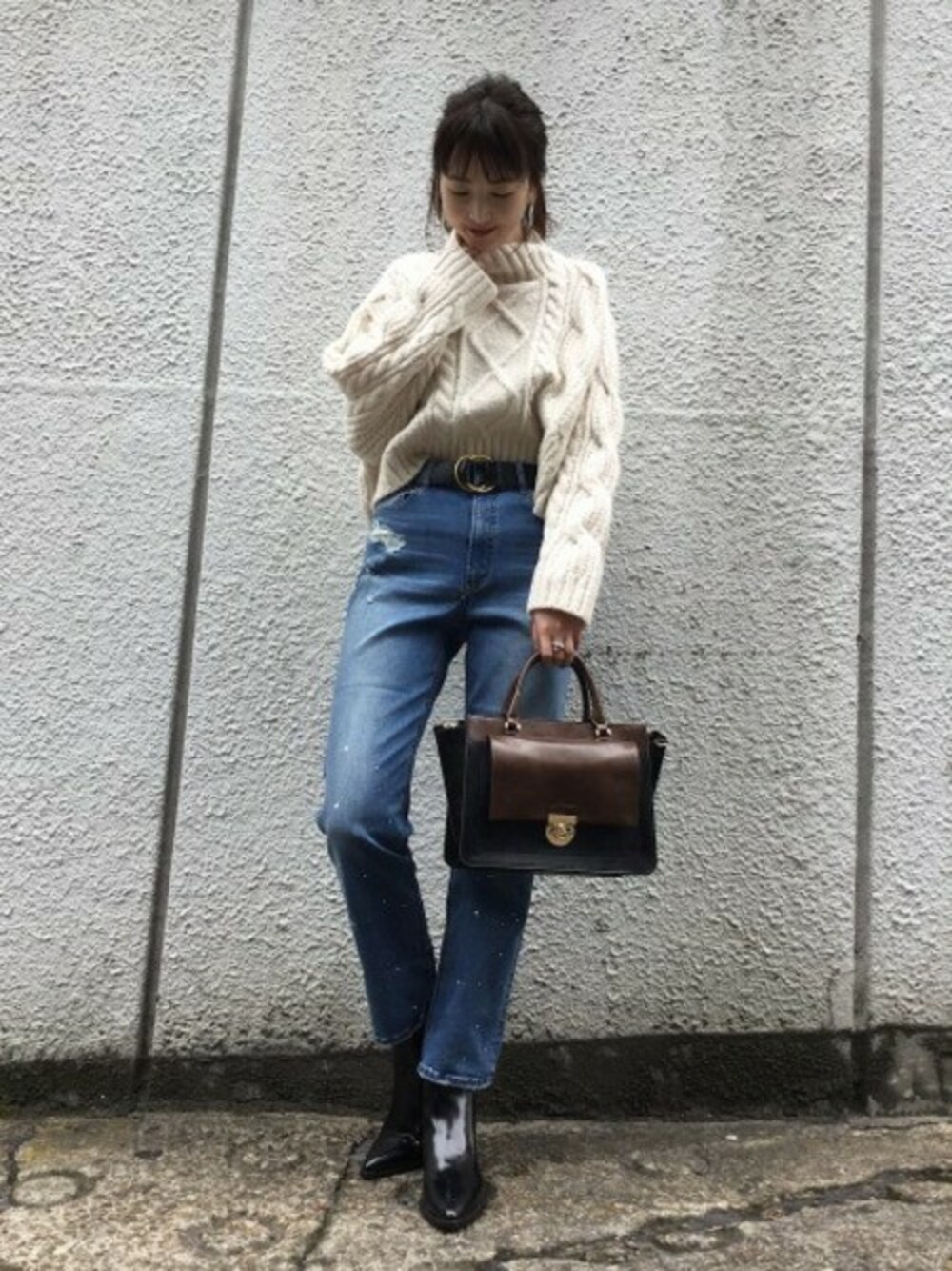 「ニット、デニム、ブーツ、カジュアル、秋のコーデ、JEANASiS、ケーブルニット、ジーナシス、大人カジュアル、パンツスタイル」｜「JEANASISのハイネックケーブルショートニット/814842（ニット/セーター、ホワイト系）」を使った、runrunさん（レディース・168cm）の秋コーディネートの1枚目の写真