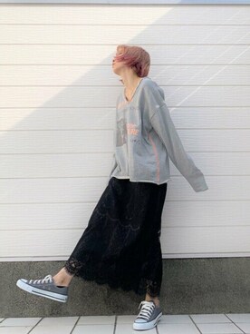 「スカラップ」｜「アイテム（スウェット）」を使った、Q♥Officialさん（レディース・155cm）の冬コーディネート
