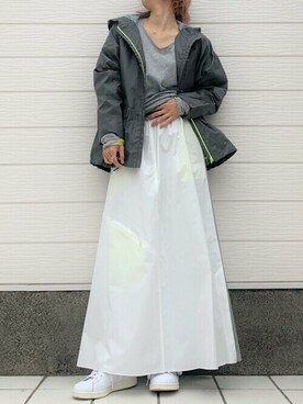 「Q（キュー）のアイテム（マウンテンパーカー）」を使った、Q♥Officialさん（レディース・155cm）の春コーディネート