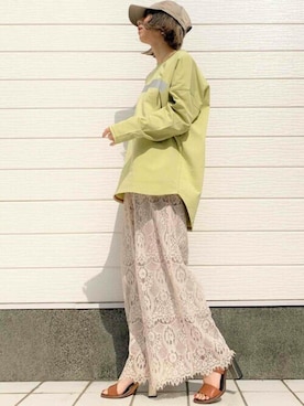 「スカラップ」｜「アイテム（キャップ）」を使った、Q♥Officialさん（レディース・155cm）の春コーディネート