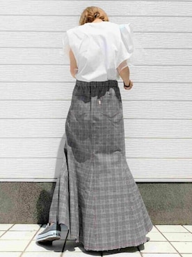 「グレンチェック」｜「アイテム（アナログ腕時計）」を使った、Q♥Officialさん（レディース・155cm）の夏コーディネート