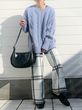 「ラウンドバッグ」｜「アイテム（パンツ）」を使った、Q♥Officialさん（レディース・155cm）の冬コーディネート