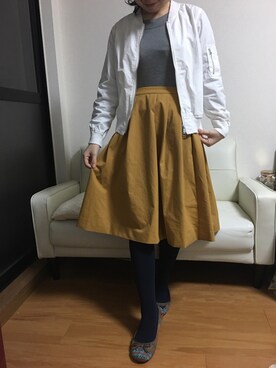「URBAN RESEARCH（アーバンリサーチ）のアイテム（MA-1）」を使った、KKさん（レディース・153cm）の春コーディネート