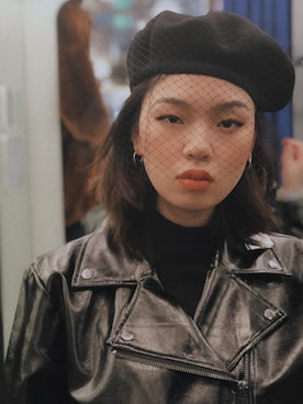 「MONKI（モンキ）のアイテム（帽子）」を使った、菠萝拉琦琦さん（レディース・172cm）の冬コーディネート