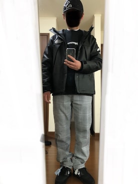 「off white」｜「アイテム（マウンテンパーカー）」を使った、KZTFR@m.jpさん（メンズ・173cm）の春コーディネート