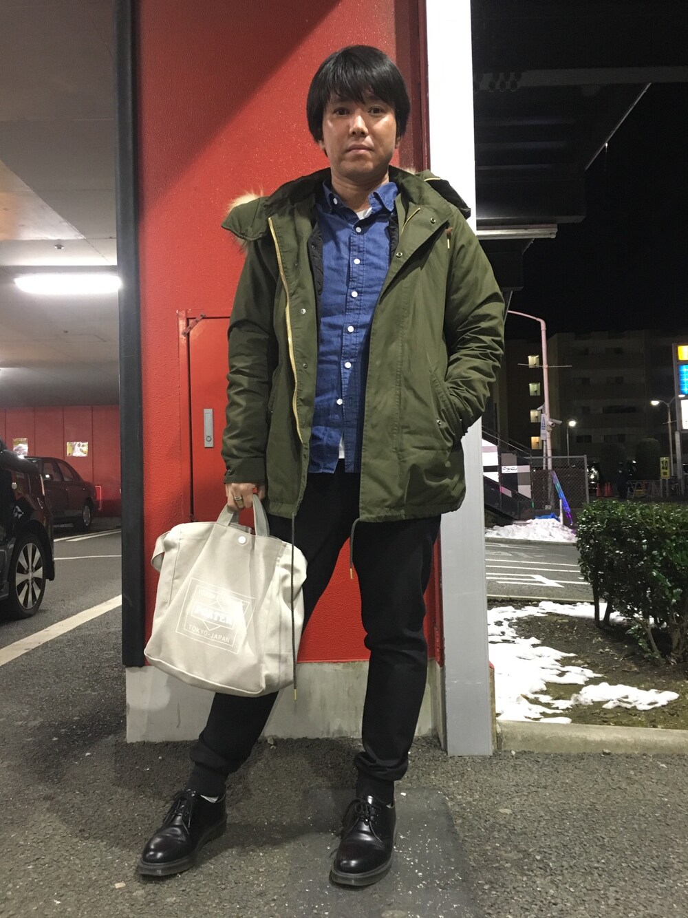 「おしゃれさんと繋がりたい」｜「Dr. Martensの【Dr.Martens】3EYE SHOES（ドレスシューズ、ブラック系）」を使った、ken_hさん（メンズ・162cm）の冬コーディネートの1枚目の写真