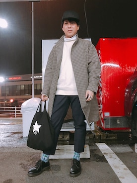 「CONVERSE TOKYO（コンバーストウキョウ）のアイテム（トートバッグ）」を使った、ken_hさん（メンズ・162cm）の春コーディネート