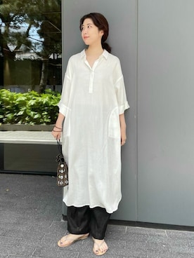 「アイテム（サンダル、ゴールド系）」を使った、sakurakoさん（レディース・165cm）の春コーディネート