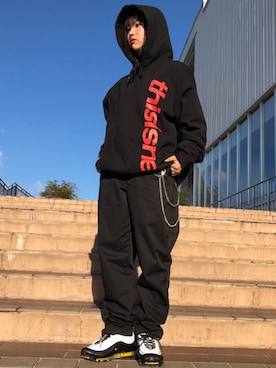 ANRI☺︎さんのコーディネート