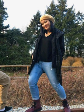 「アイテム（ハンチング/ベレー帽、ゴールド系）」を使った、zomiさん（レディース・160cm）の春コーディネート