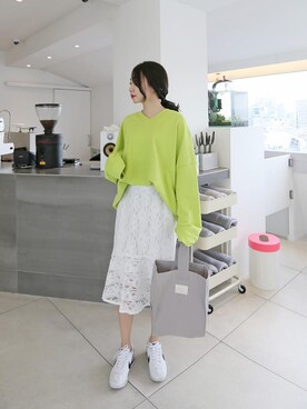 「アイテム（エコバッグ/サブバッグ）」を使った、DAILYABOUTさん（レディース・164cm）の春コーディネート