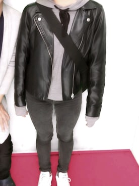 「ラフスタイル」｜「アイテム（ライダースジャケット）」を使った、yuuuuさん（レディース・155cm）の夏コーディネート