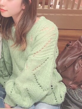 「w closet（ダブルクローゼット）の透かし柄ニットプルオーバー（ニット/セーター、グリーン系）」を使った、ひなこさん（レディース）の冬コーディネート