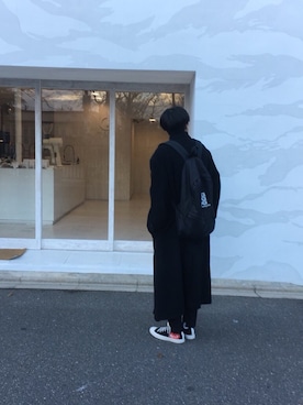 「韓国好きな人と繋がりたい」｜「アイテム（チェスターコート）」を使った、ゆやさん（メンズ・172cm）の春コーディネート