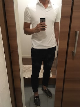 「UNIQLO（ユニクロ）のアイテム（ポロシャツ、ホワイト系）」を使った、Koki さん（メンズ・180cm）の秋コーディネート