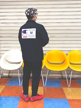 「Supreme （シュプリーム）のアイテム（スタジャン）」を使った、katsushitさん（メンズ・170cm）の冬コーディネート