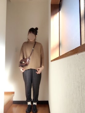 「ADAM ET ROPE'（アダムエロペ）のラウンドクロスボディーバッグ（ショルダーバッグ）」を使った、anさん（レディース・161cm）の秋コーディネート