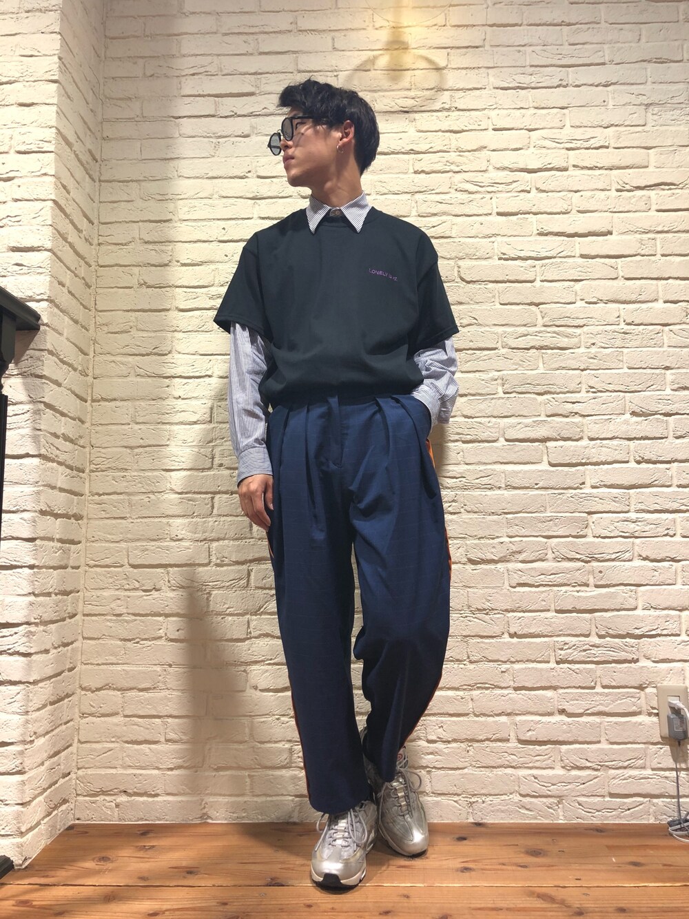 「LHP、LHP大阪、L.H.P、春コーデ、論理、yuzhestudios、A.D.S.R.、adsr、きれいめカジュアル、キレイめ」｜「A.D.S.R.のADSR/エーディーエスアール/SATCHMO（サングラス、ブルー系）」を使った、RIKIKYAさん（メンズ・168cm）の春コーディネートの1枚目の写真