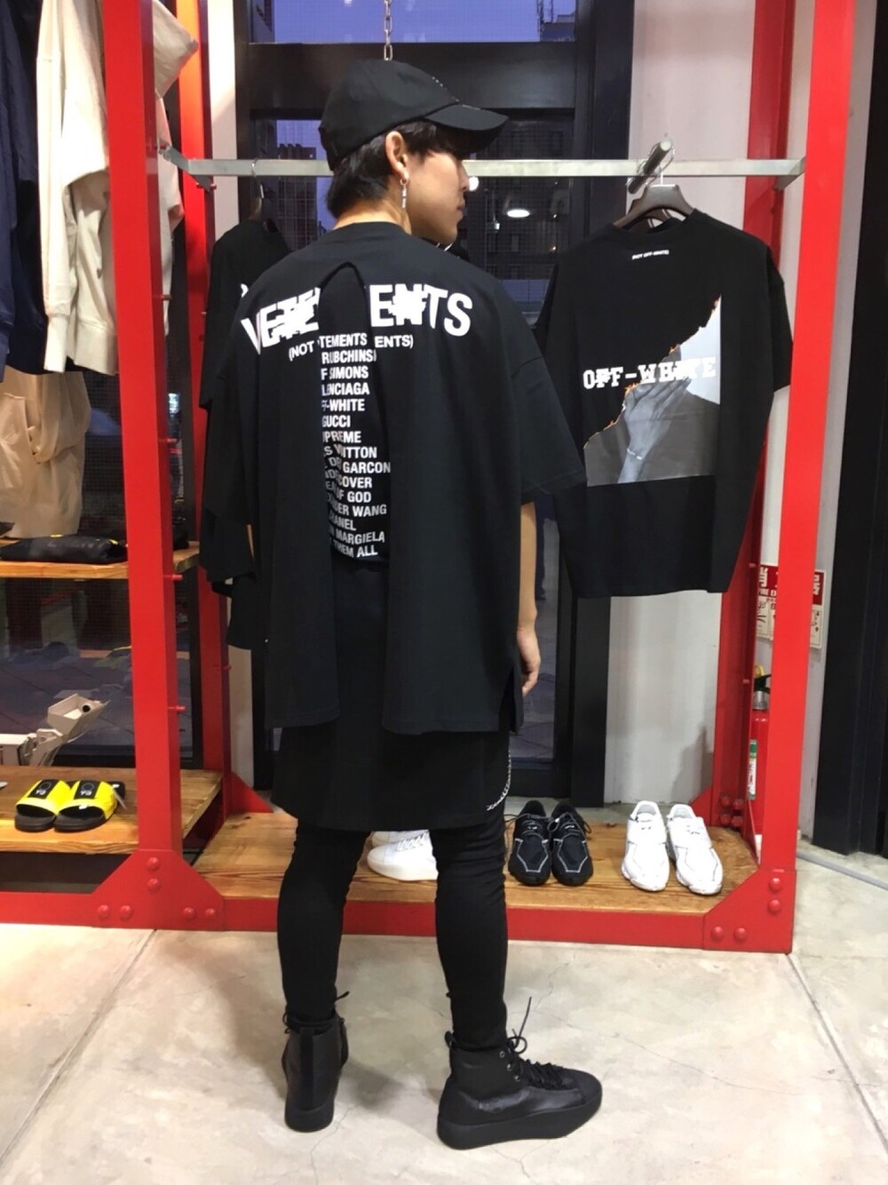 「ビッグシルエット、夏、Tシャツ、オールブラック、LHP、Y-3、ootd、LHP大阪、ALL BLACK、MASTER NUMBER」｜「Y-3のアイテム（キャップ、ブラック系）」を使った、RIKIKYAさん（メンズ・168cm）の夏コーディネートの1枚目の写真