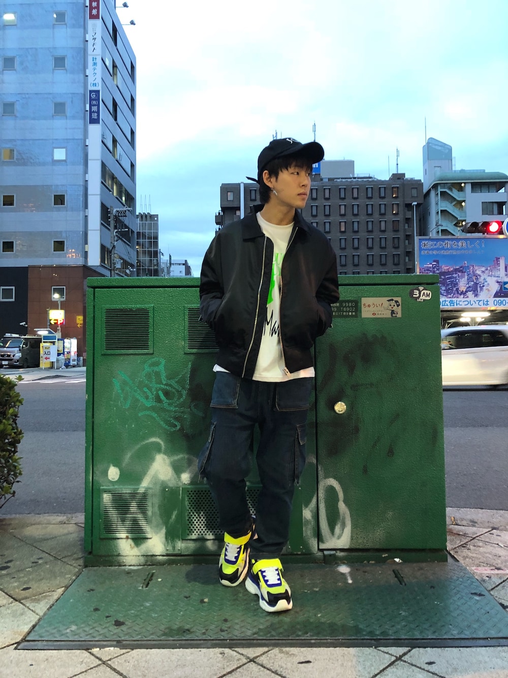 「LHP、LHP大阪、misbhv、ストリート、秋のコーデ、キャップ、秋服、デニムパンツ、ストリートMIX」｜「MISBHVのアイテム（ジャケット/アウター、ブラック系）」を使った、RIKIKYAさん（メンズ・168cm）の秋コーディネートの1枚目の写真