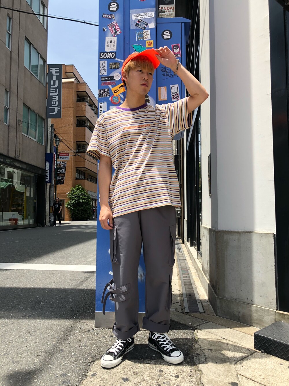 「LHP、ootd、夏コーデ、ストリートMIX、今日のコーデ、thisisneverthat、LHPOSAKA、おしゃれさんと繋がりたい」｜「thisisneverthatのアイテム（Tシャツ/カットソー、オレンジ系）」を使った、RIKIKYAさん（メンズ・168cm）の春コーディネートの1枚目の写真