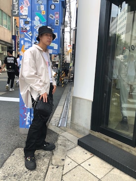「DANKE SCHON（ダンケシェーン）のアイテム（バッグ）」を使った、RIKIKYAさん（メンズ・168cm）の夏コーディネート