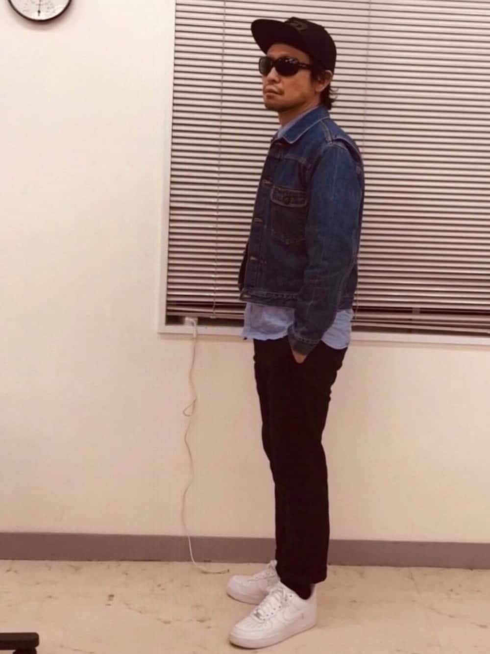 「Wranglerのアイテム（デニムジャケット、ブルー系）」を使った、かっぺまんTJさん（メンズ・167cm）の春コーディネートの1枚目の写真