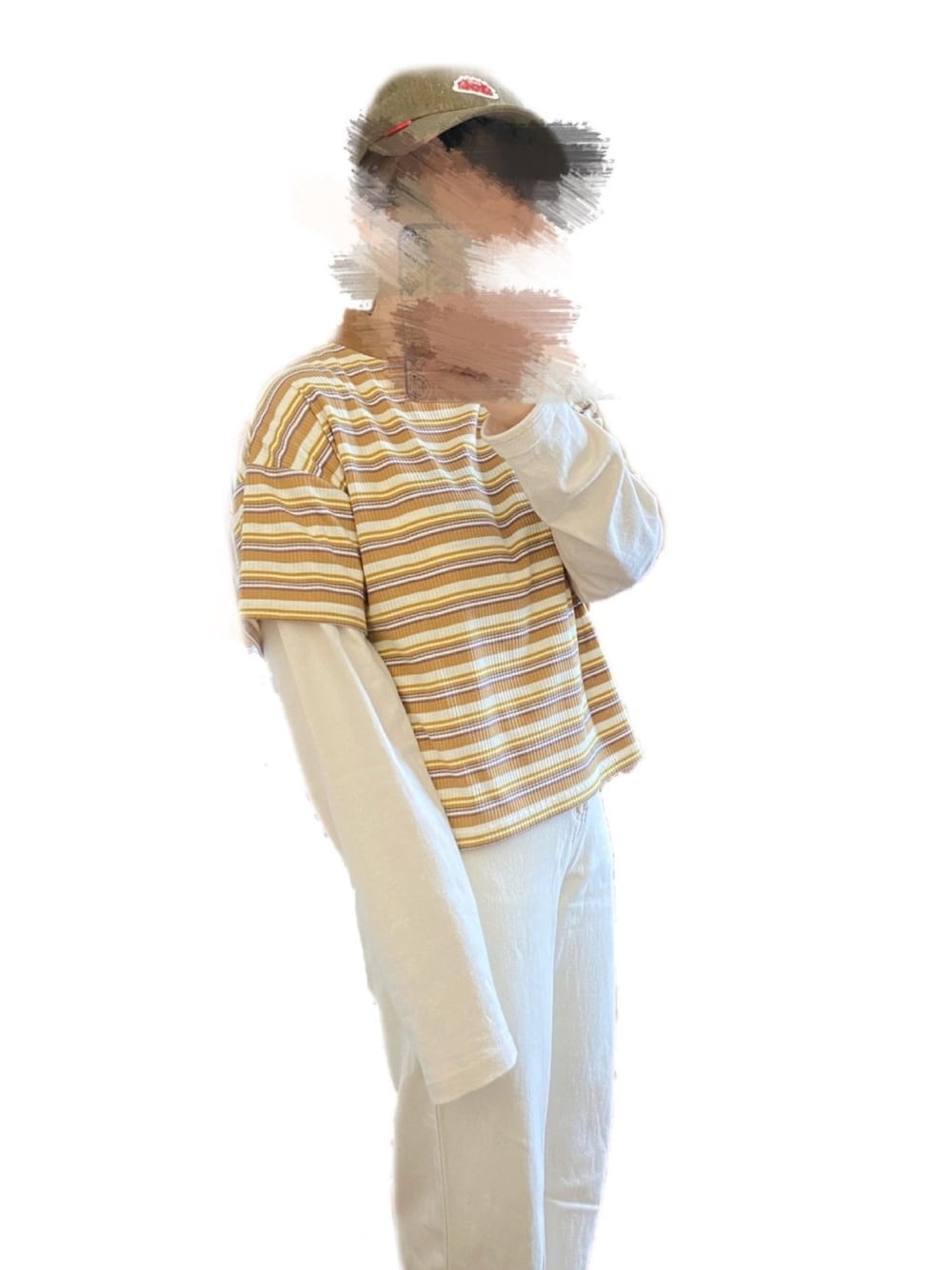 「韓国ファッション、パンツスタイル、古着MIX、デニムパンツ、カジュアルコーデ、おしゃれさんと繋がりたい、キャップ、低身長、低身長コーデ、メンズライク」｜「kutirのマルチボーダーハイネックTシャツ/半袖（Tシャツ/カットソー、イエロー系）」を使った、aco.さん（レディース・148cm）の春コーディネートの1枚目の写真