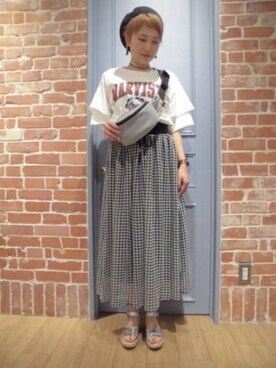 「アイテム（ボディバッグ/ウエストポーチ、シルバー系）」を使った、サトムラさん（レディース・163cm）の夏コーディネート